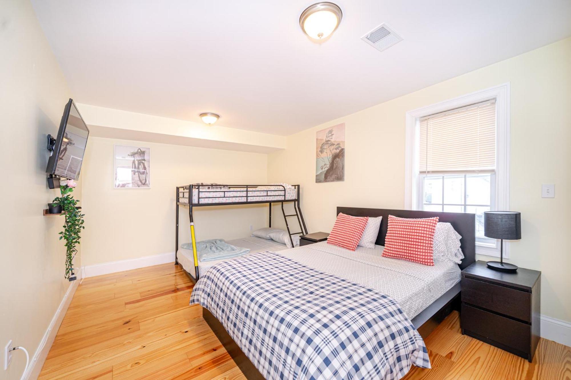 41 - 3Br Quincy - Lovely Townhouse Near Parish المظهر الخارجي الصورة