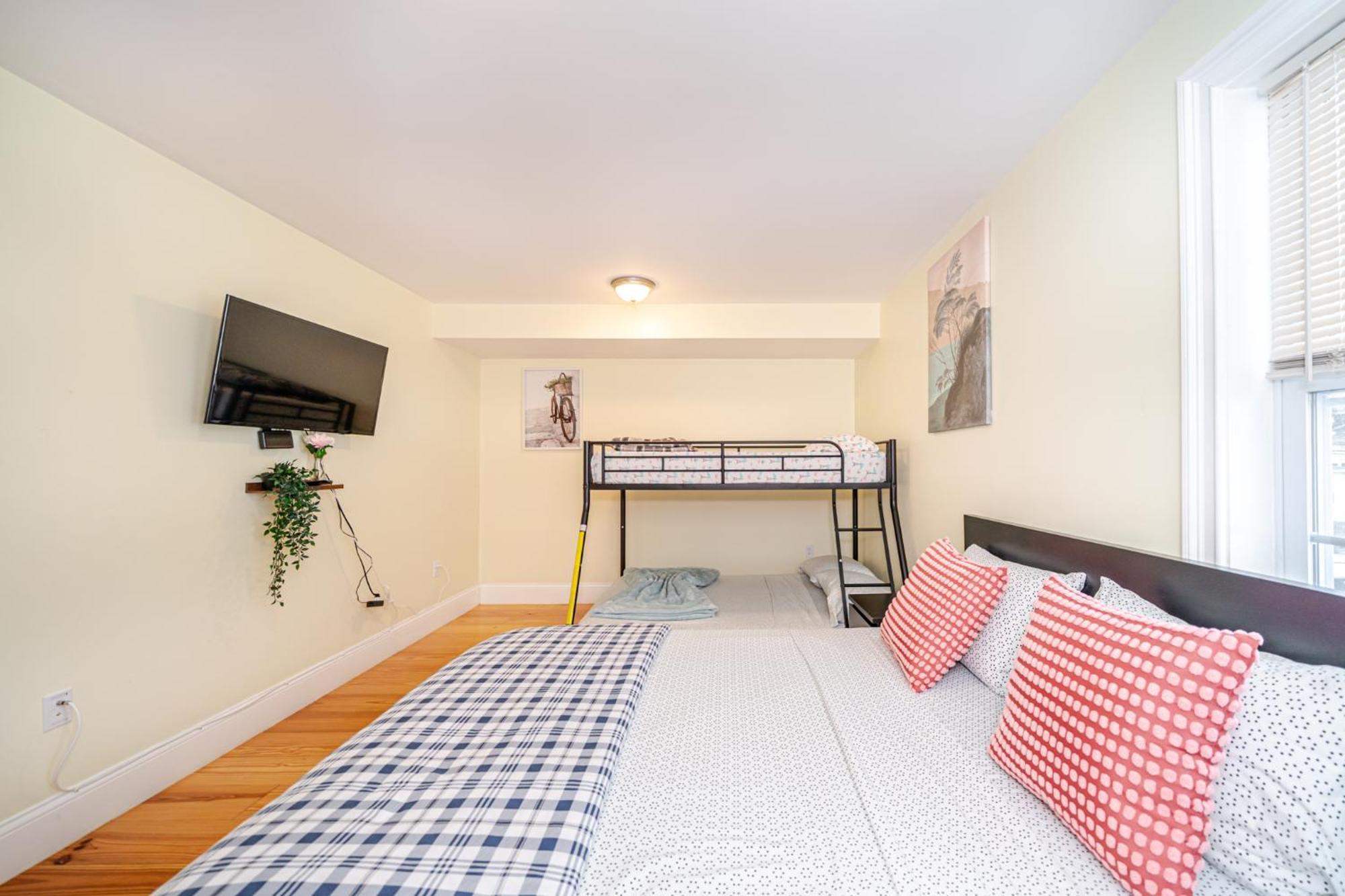 41 - 3Br Quincy - Lovely Townhouse Near Parish المظهر الخارجي الصورة